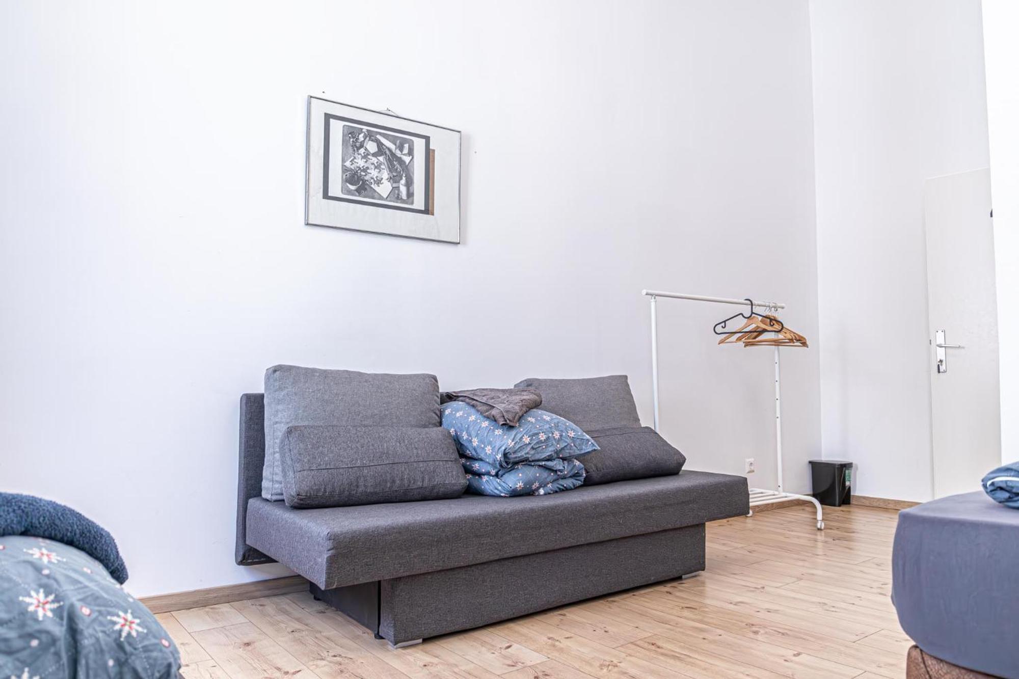 6 Min To Amusement Park - Economy Rooms In Shared Apartment Wien Exterior foto