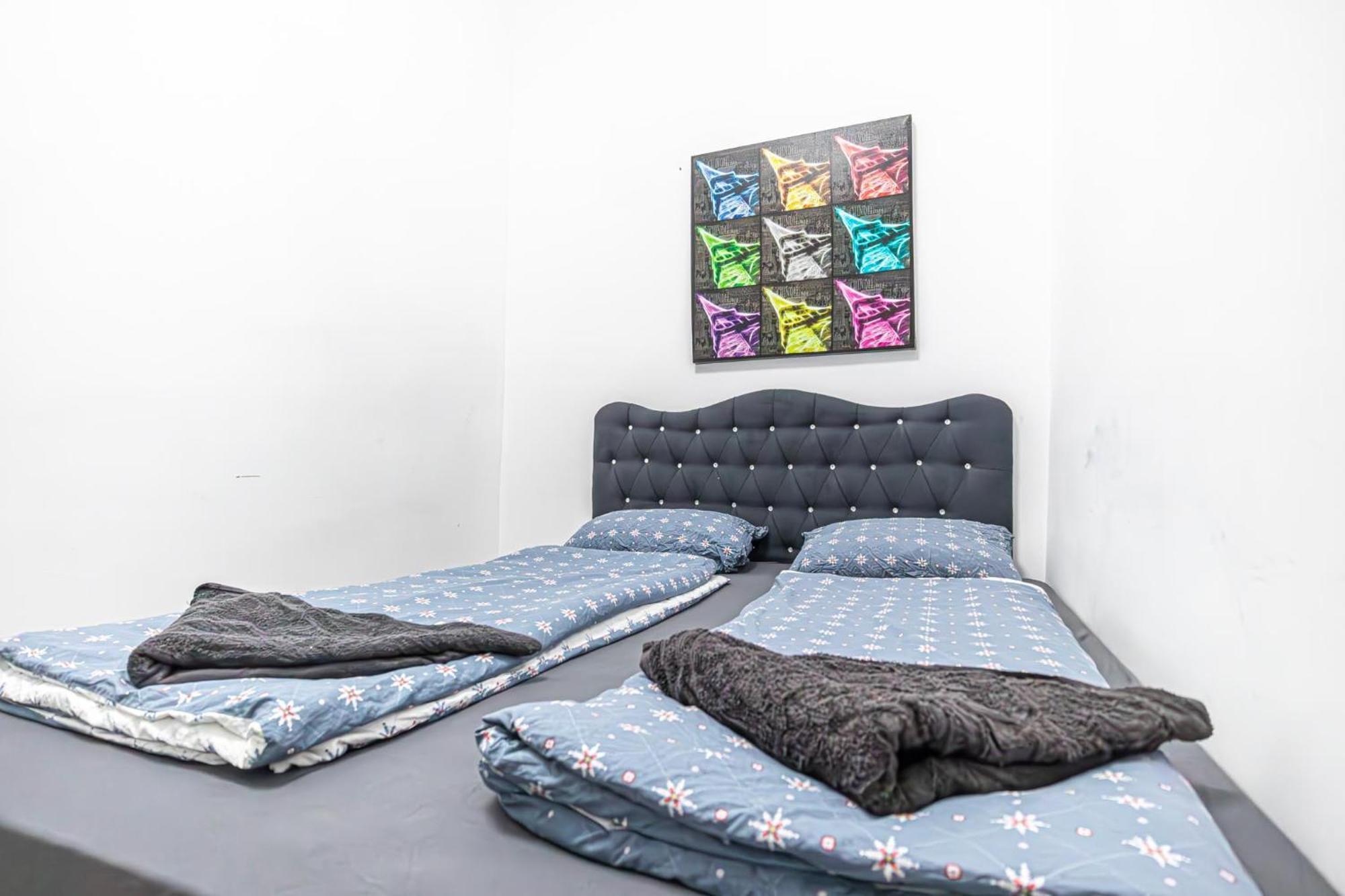 6 Min To Amusement Park - Economy Rooms In Shared Apartment Wien Exterior foto
