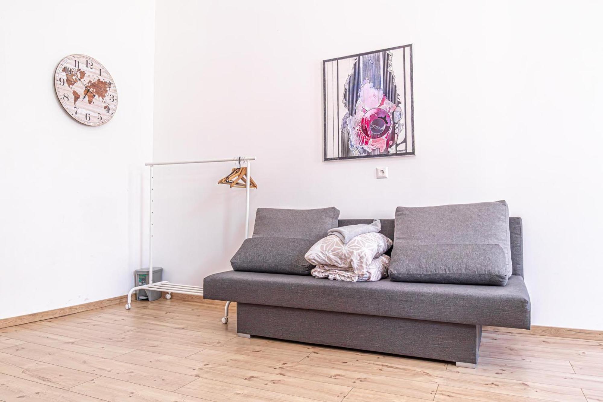 6 Min To Amusement Park - Economy Rooms In Shared Apartment Wien Exterior foto