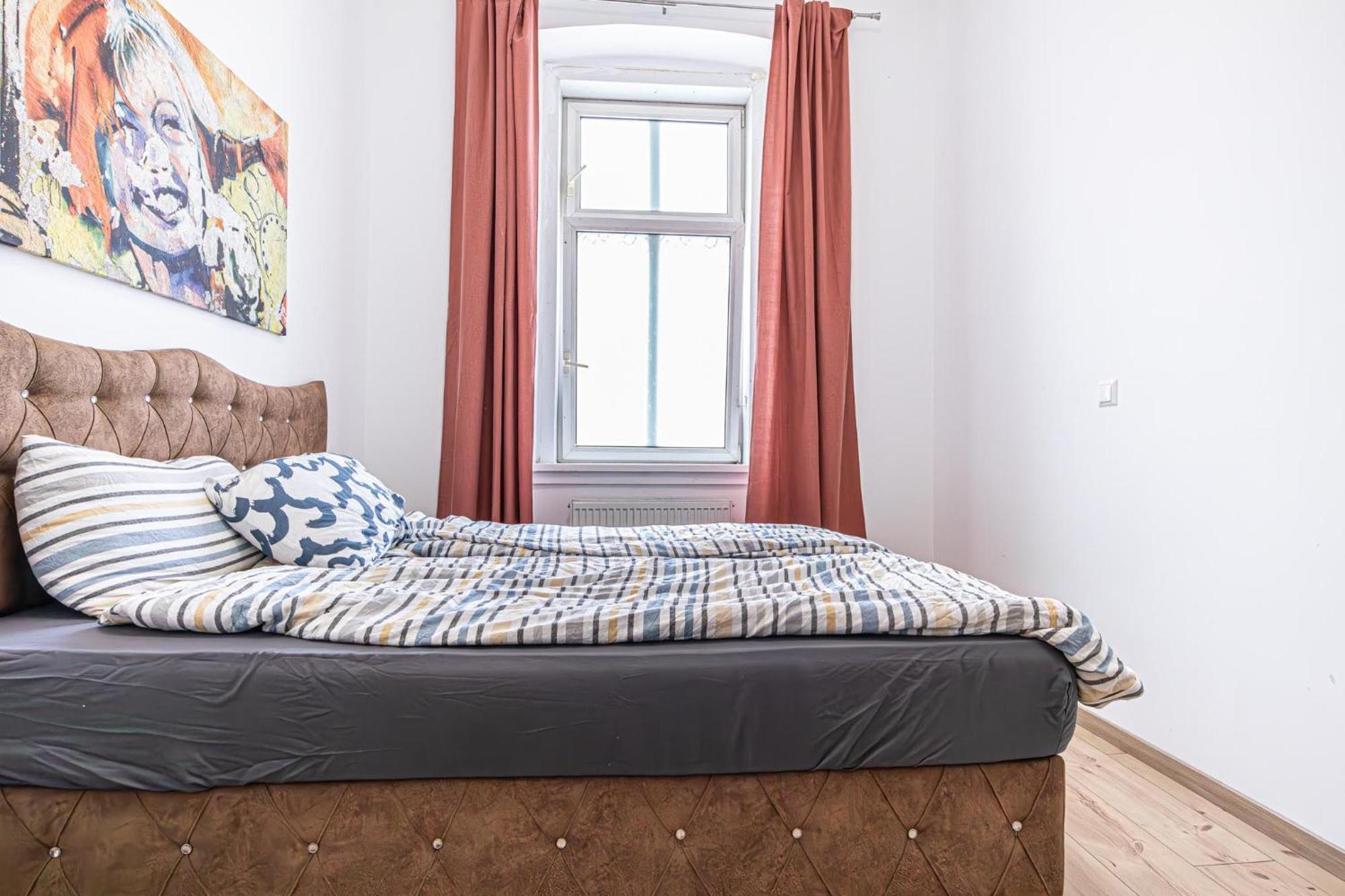 6 Min To Amusement Park - Economy Rooms In Shared Apartment Wien Exterior foto