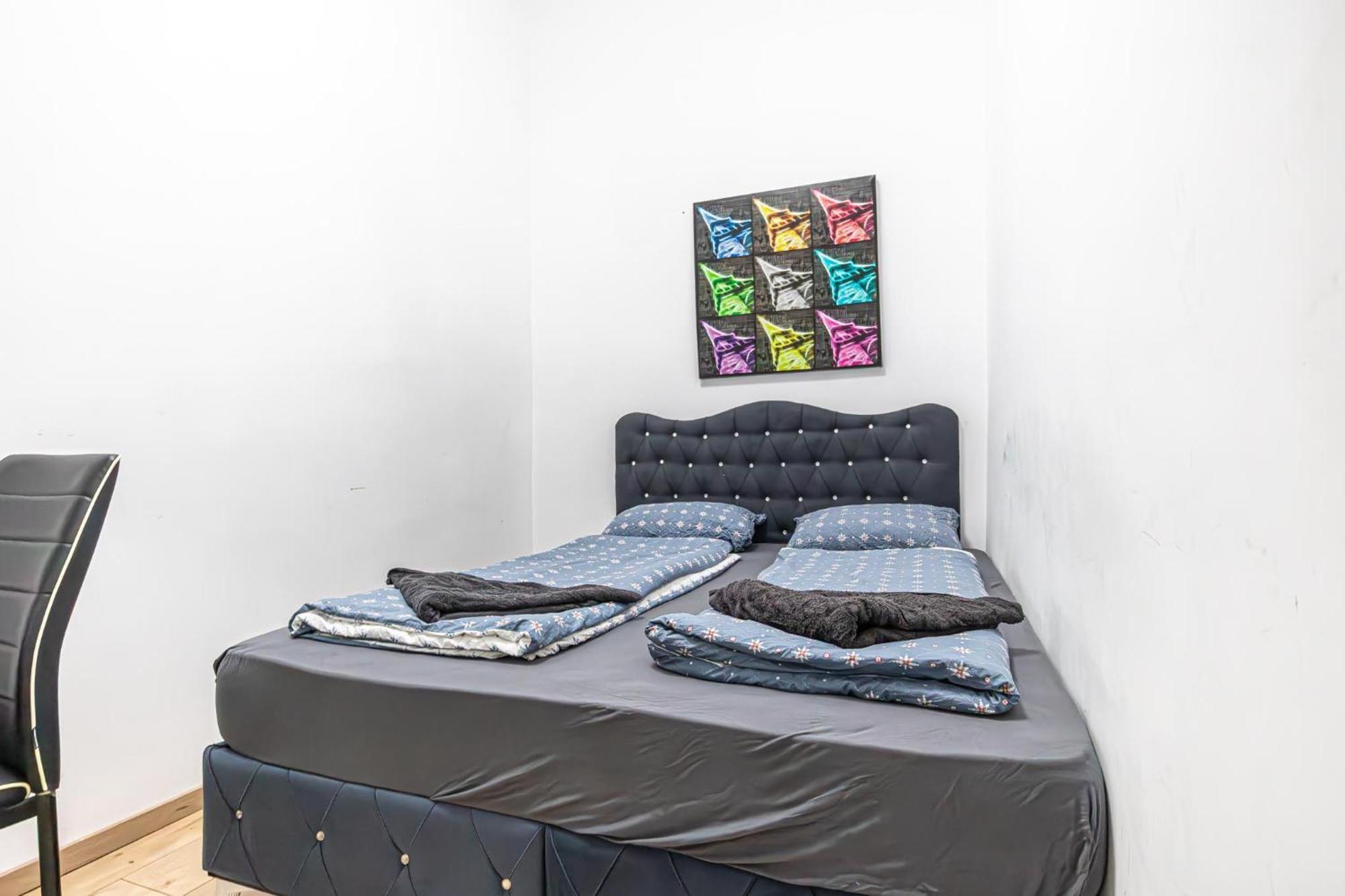 6 Min To Amusement Park - Economy Rooms In Shared Apartment Wien Exterior foto