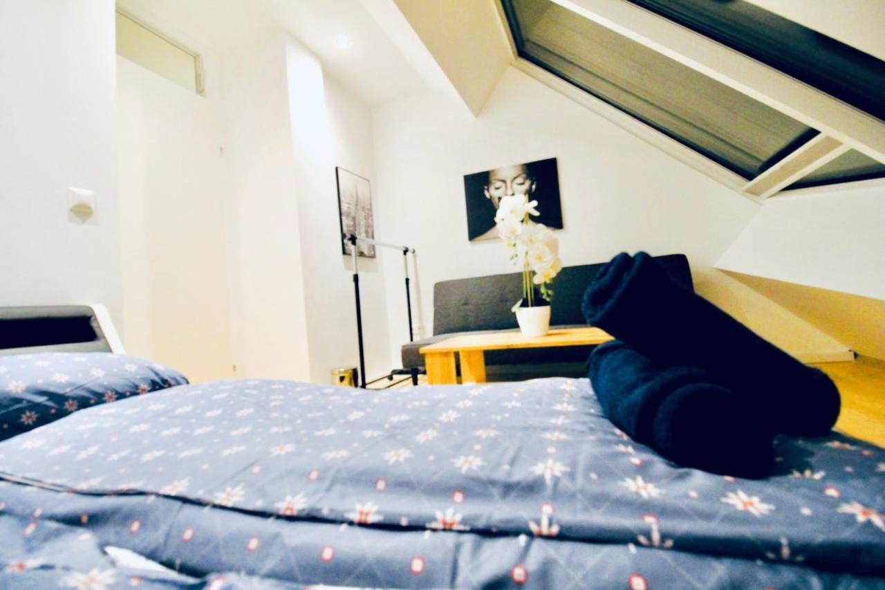 6 Min To Amusement Park - Economy Rooms In Shared Apartment Wien Exterior foto