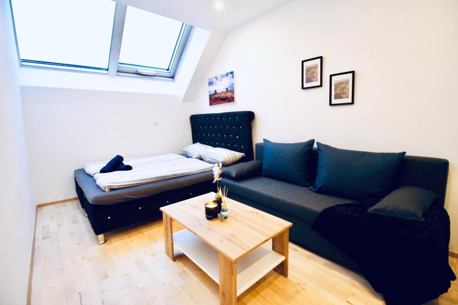 6 Min To Amusement Park - Economy Rooms In Shared Apartment Wien Exterior foto