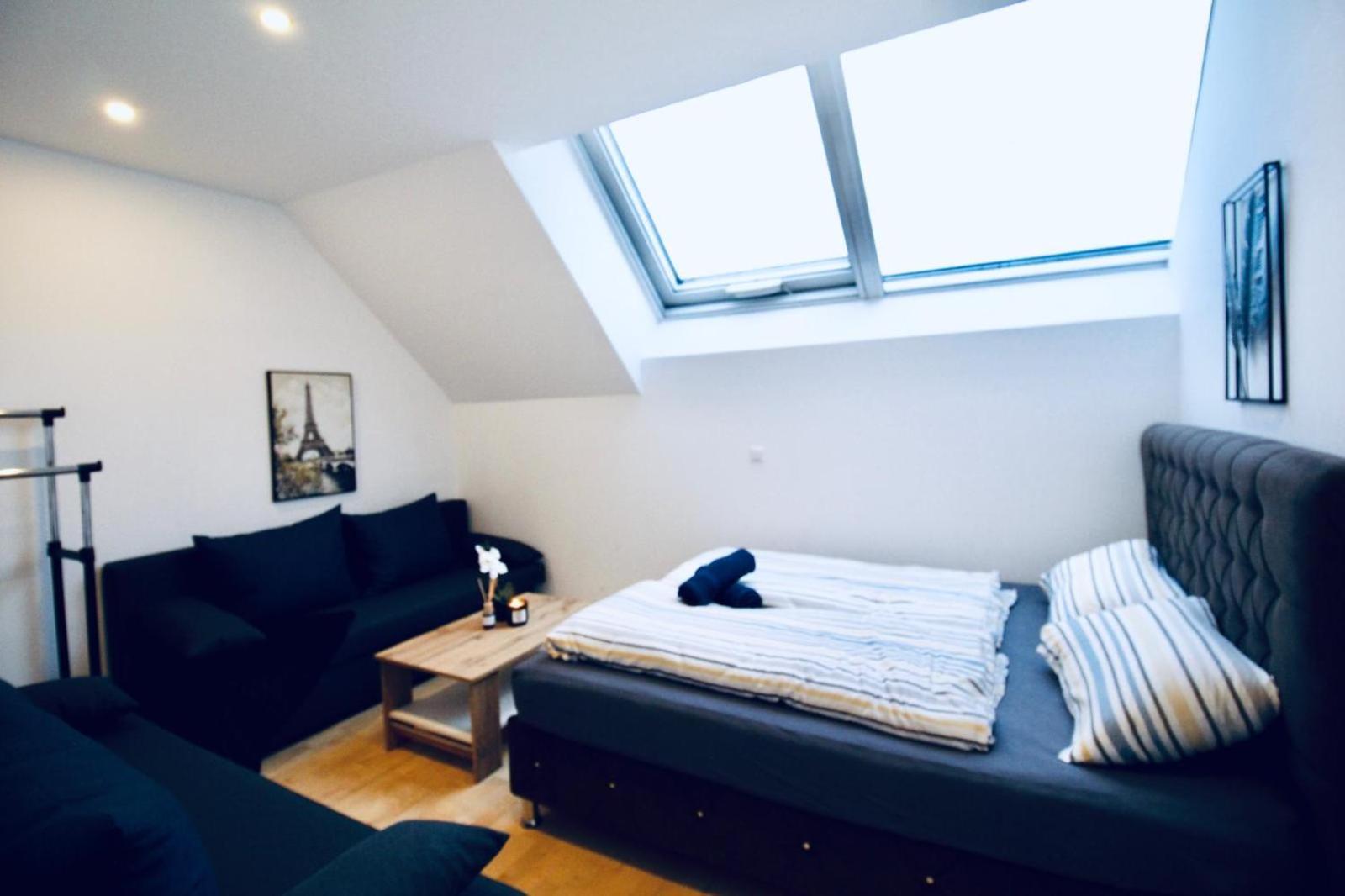 6 Min To Amusement Park - Economy Rooms In Shared Apartment Wien Exterior foto