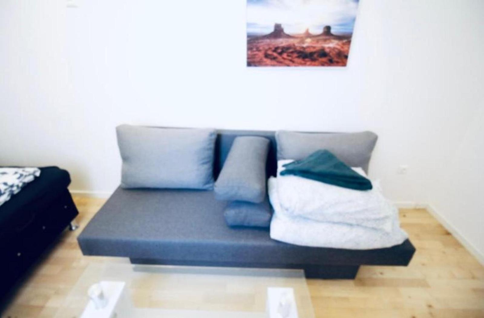 6 Min To Amusement Park - Economy Rooms In Shared Apartment Wien Exterior foto